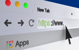 Apakah URL case-sensitive?